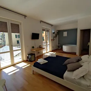 5 Terre 2*, La Spezia Włochy